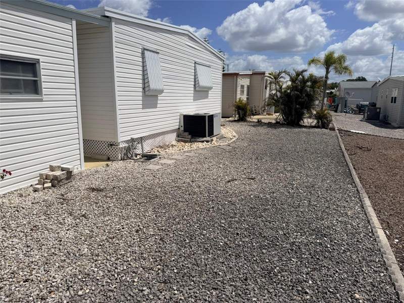 2 bedroom Manufactured Home at 3301 Alt 19 #267, Westwind I & II Resident Owned Community Unrec, Dunedin — photo 2