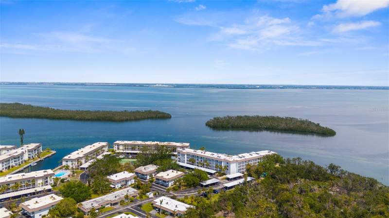 1 bedroom Condominium at 600 Sutton Place #101B, Sutton Place, Longboat Key — photo 2
