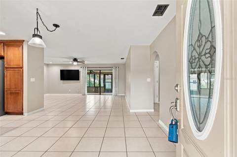 8410 Angela Court, Zephyrhills FL - photo 11 of 60