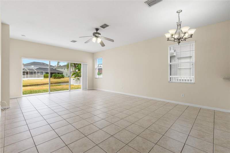 4 bedroom Single Family Residence at 20011 Nob Oak Avenue, Live Oak Preserve Ph 1B Village, Tampa — photo 4