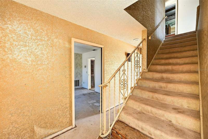 3 bedroom Single Family Residence at 205 Gulf Boulevard, Belleair Beach, Belleair Beach — photo 4