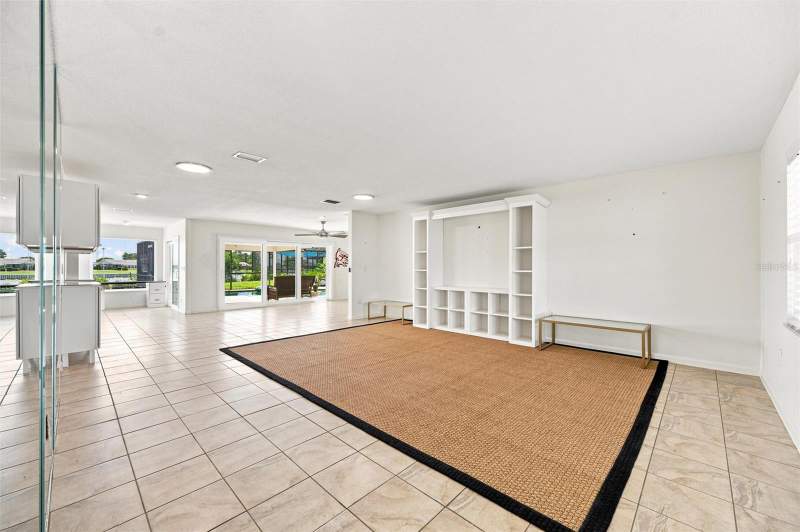 3 bedroom Single Family Residence at 1811 Milford Circle, Del Webbs Sun City Florida Un, Sun City Center — photo 4