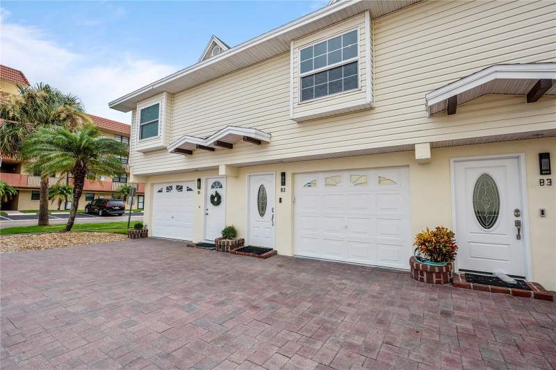 2 bedroom Townhouse at 19651 Gulf Boulevard #B2, Townhomes Of Vista Moorings, Indian Shores — photo 2
