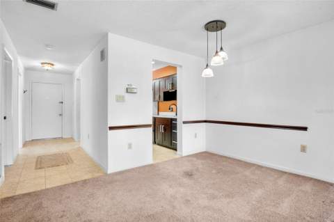 4623 Longwater Chase #112 Bldg J, Sarasota FL - photo 9 of 36