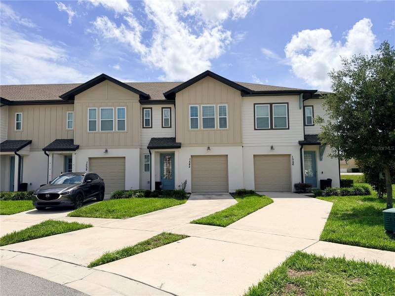 3 bedroom Townhouse at 1542 DISCOVERY STREET, FESTIVAL PH 4, DAVENPORT — photo 1
