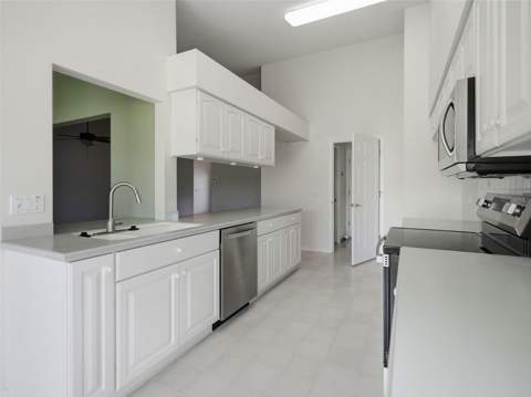 1023 Almondwood Drive, New Port Richey FL - photo 18 of 64