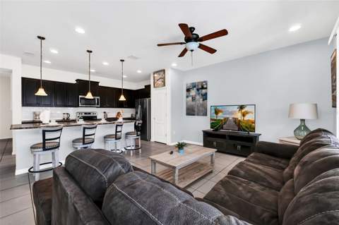 8930 Sydney Avenue, Kissimmee FL - photo 6 of 34