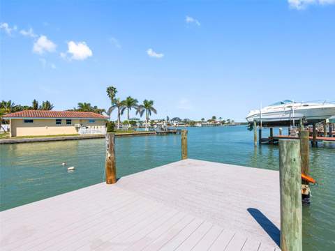 562 Johns Pass Avenue, Madeira Beach FL - photo 23 of 89