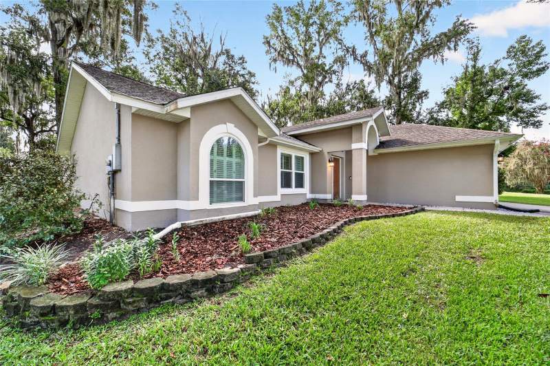 3 bedroom Single Family Residence at 4849 NW 83rd Court, Sandlin Woods, Ocala — photo 2