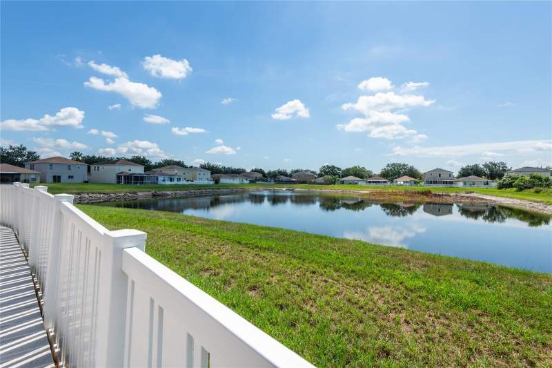 4 bedroom Single Family Residence at 10907 Golden Silence Drive, South Fork Unit 4, Riverview — photo 4