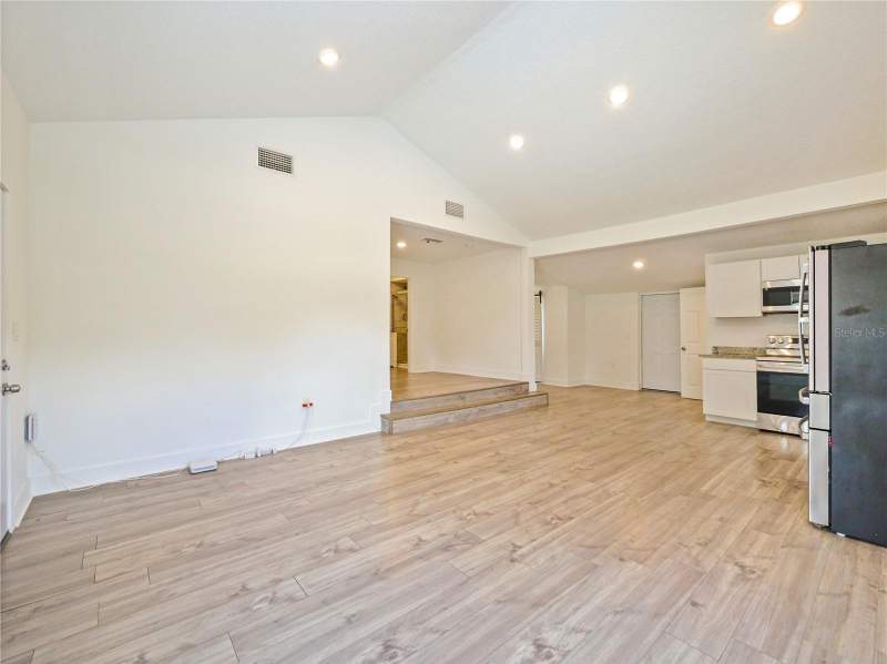 3 bedroom Single Family Residence at 6370 Bass Highway, Pine Grove Park, St Cloud — photo 5