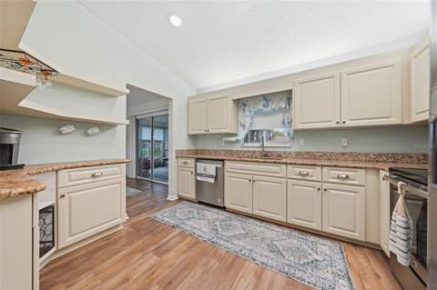 17926 SE 97th Court, Summerfield FL - photo 14 of 57