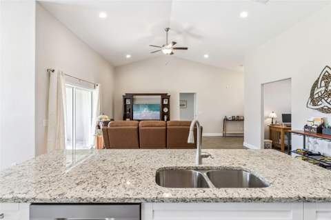 6116 Highlands Grace Boulevard, Lakeland FL - photo 13 of 42