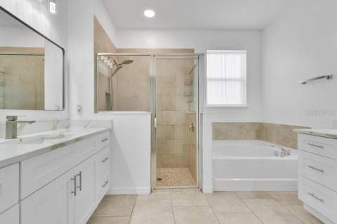 1086 Rock Creek Street, Apopka FL - photo 13 of 60
