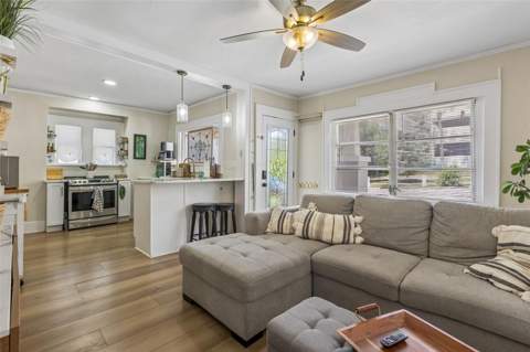 558 10th Ave S, St Petersburg FL - photo 6 of 6