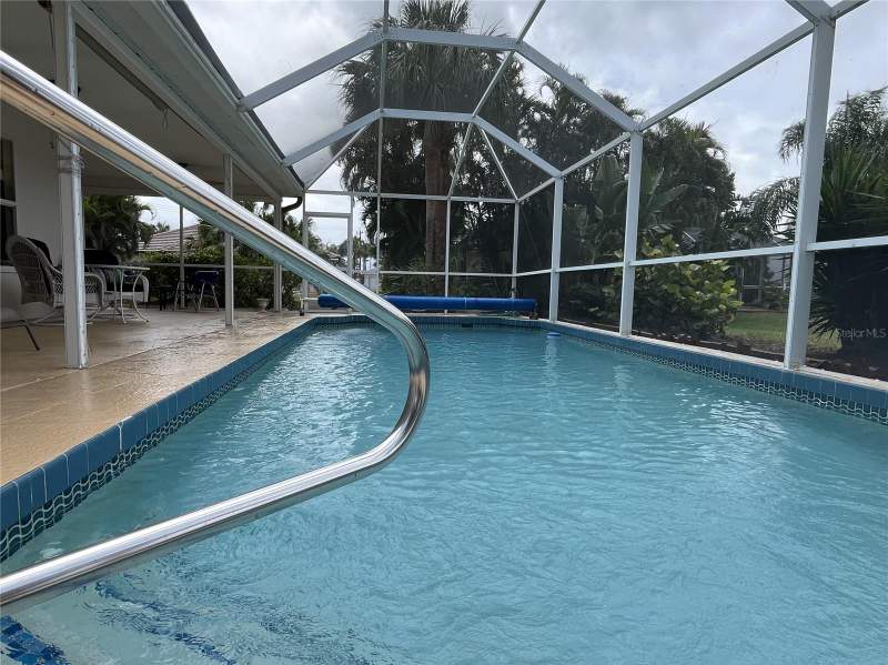 3 bedroom Single Family Residence at 4041 King Tarpon Drive, King Tarpon Condo, Punta Gorda — photo 2