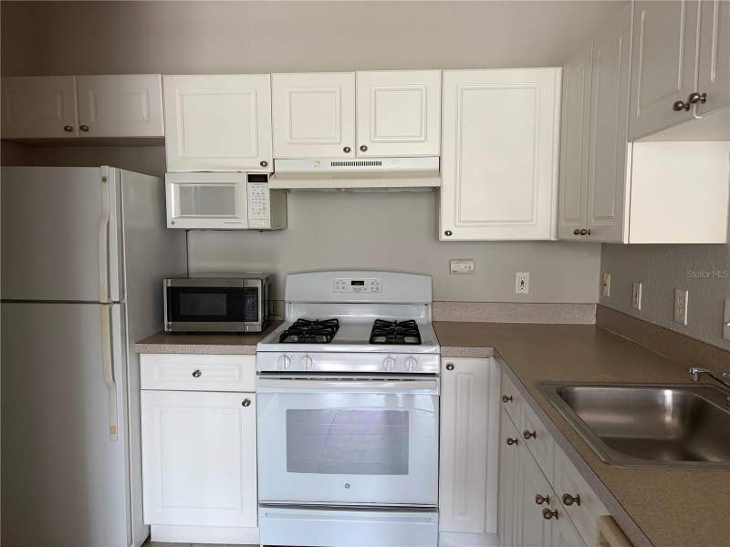 2 bedroom Condominium at 3325 S Kirkman Road #423, Grand Reserve/Kirkman Parke Co, Orlando — photo 4