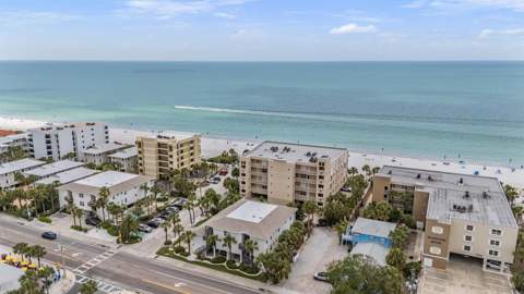 1500 Gulf Boulevard #204B, Indian Rocks Beach FL - photo 8 of 33