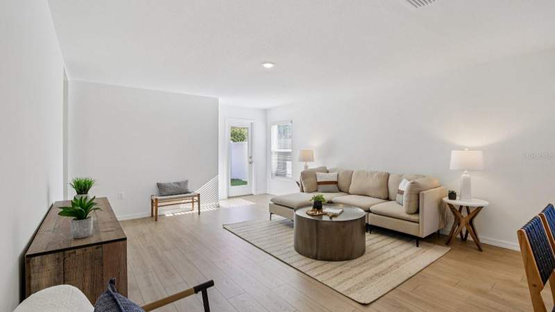 4 bedroom Single Family Residence at 17841 Mount Blackburn Lane, Northridge, Spring Hill — photo 3