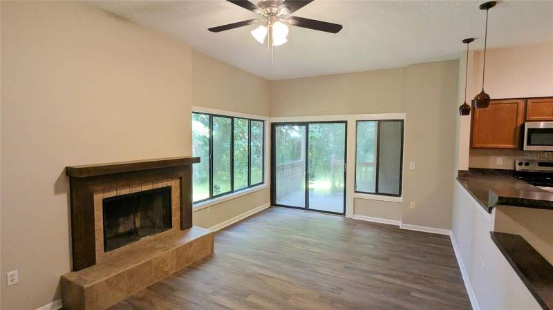1 bedroom Condominium at 2124 Woodbridge Road, Palm Spgs Condo At The Spgs, Longwood — photo 5