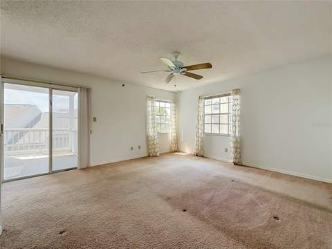 6810 Stones Throw Circle #13302, St Petersburg FL - photo 18 of 49