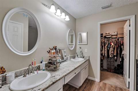 9724 Cypress Pond Avenue, Tampa FL - photo 17 of 30