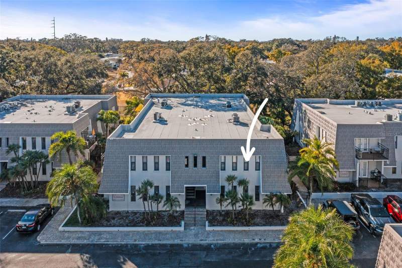 Victoria Palms Condo