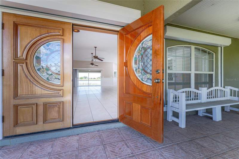 3 bedroom Single Family Residence at 7110 San Casa Drive, Casa De Meadows, Englewood — photo 3