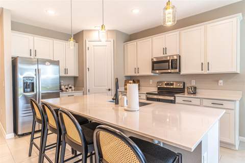 148 Hilltop Bloom Loop, Haines City FL - photo 8 of 31