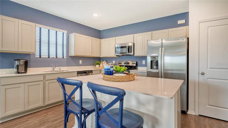 4 bedroom Single Family Residence at 4328 Boxelder Avenue, Broadleaf, Parrish — photo 4
