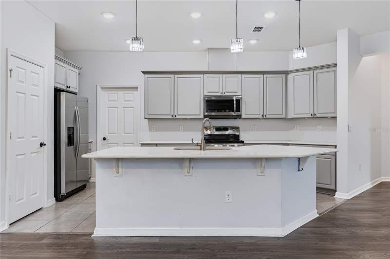 5 bedroom Single Family Residence at 4721 Grassendale Terrace, Silverleaf, Sanford — photo 4