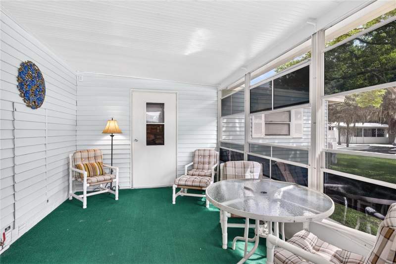 1 bedroom Manufactured Home at 639 NE Cottage Park Lane, Pennbrooke Ph 01A, Leesburg — photo 5