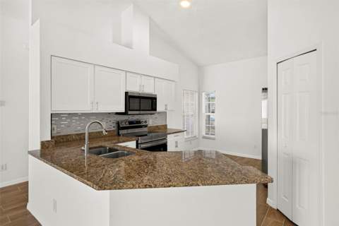 12826 Longcrest Drive, Riverview FL - photo 16 of 57