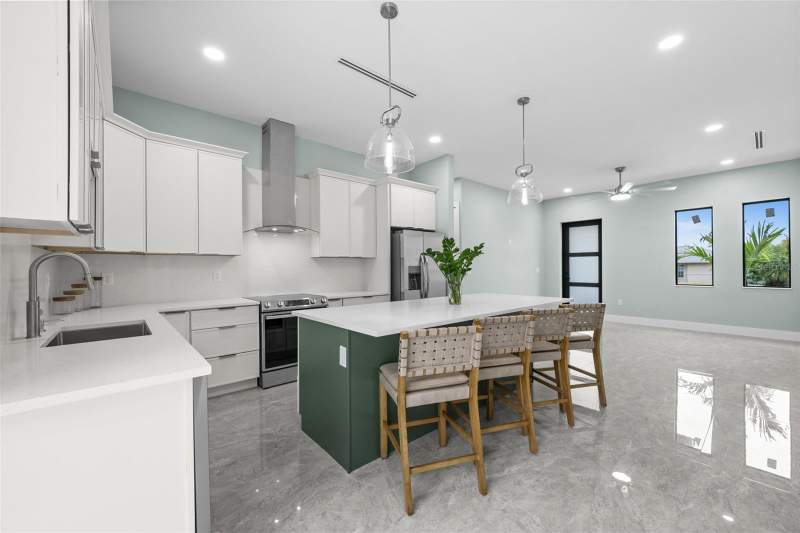 3 bedroom Single Family Residence at 16264 Horizon Road, Bayshore Estates, North Fort Myers — photo 5
