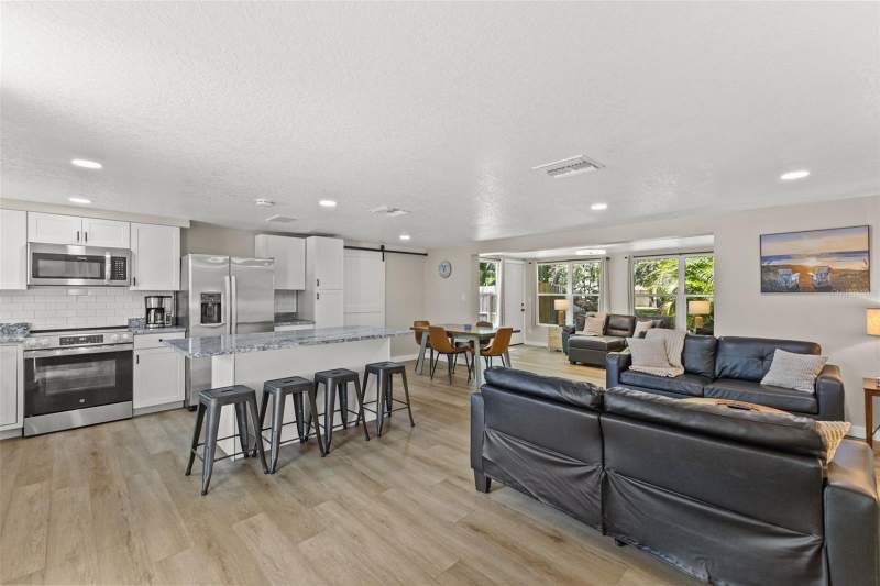 3 bedroom Single Family Residence at 201 South Street, Ozona Shores 1st Add, Palm Harbor — photo 5