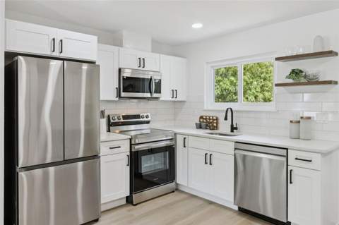 7211 Orpine Drive, St Petersburg FL - photo 14 of 27