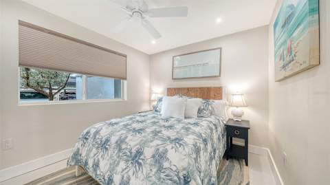 771 John Ringling Boulevard #5, Sarasota FL - photo 19 of 39