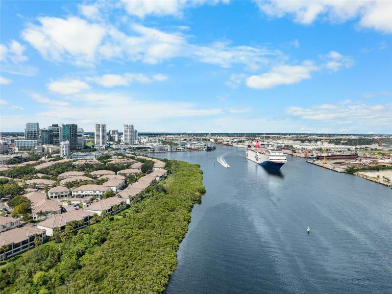 1 bedroom Condominium at 1109 Normandy Trace Road #1109, Island Walk A Condo, Tampa — photo 2