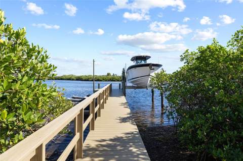 1512 Riverside Drive, Tarpon Springs FL - photo 6 of 6