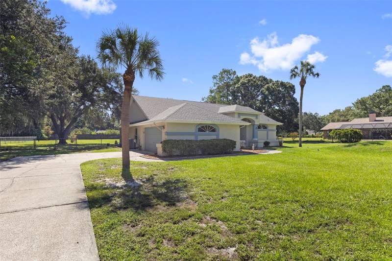 3 bedroom Single Family Residence at 17269 Raintree Road, Meadowbrook Estates, Lutz — photo 3