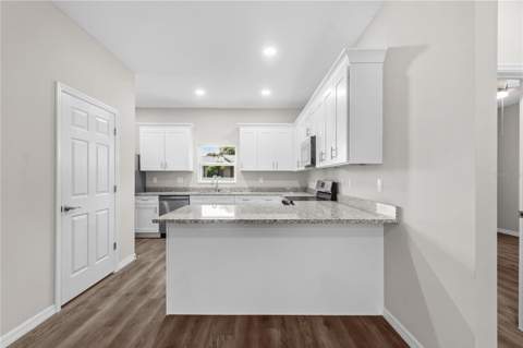 5009 Finders Court, Tampa FL - photo 9 of 21