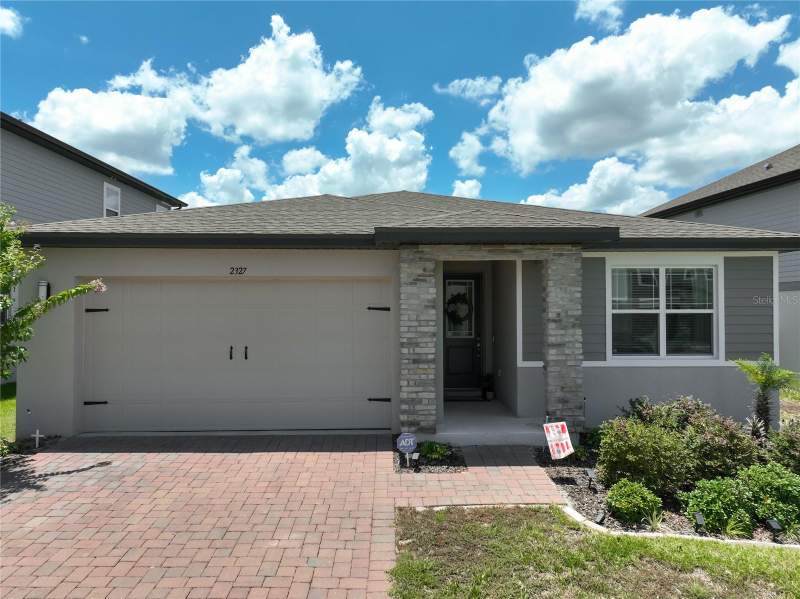 2327 BEAR PEAK ROAD home for sale in Villages at Minneola Hills