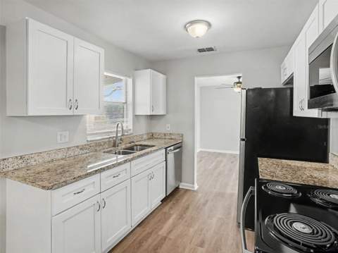 555 Thomas Jefferson Way, Orlando FL - photo 12 of 17