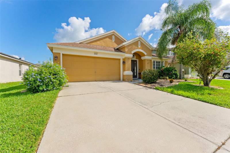 4 bedroom Single Family Residence at 30407 Stapleton Street, Palm Cove Phase 1B, Wesley Chapel — photo 3