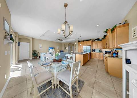 916 Spindle Palm Way, Apollo Beach FL - photo 16 of 41