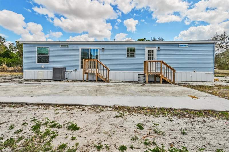 3 bedroom Manufactured Home at 1770 Tucker Lane, Suncoast Estates Unrec, North Fort Myers — photo 4