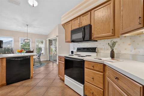 25333 River Crest Drive, Leesburg FL - photo 11 of 29