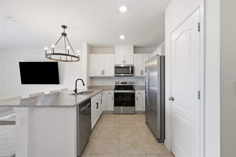 3 bedroom Townhouse at 1767 Wooden Street, Brentwood Townhomes, Davenport — photo 4