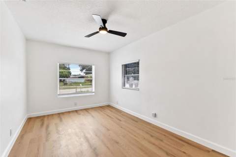 8204 Allamanda Avenue, Tampa FL - photo 18 of 28