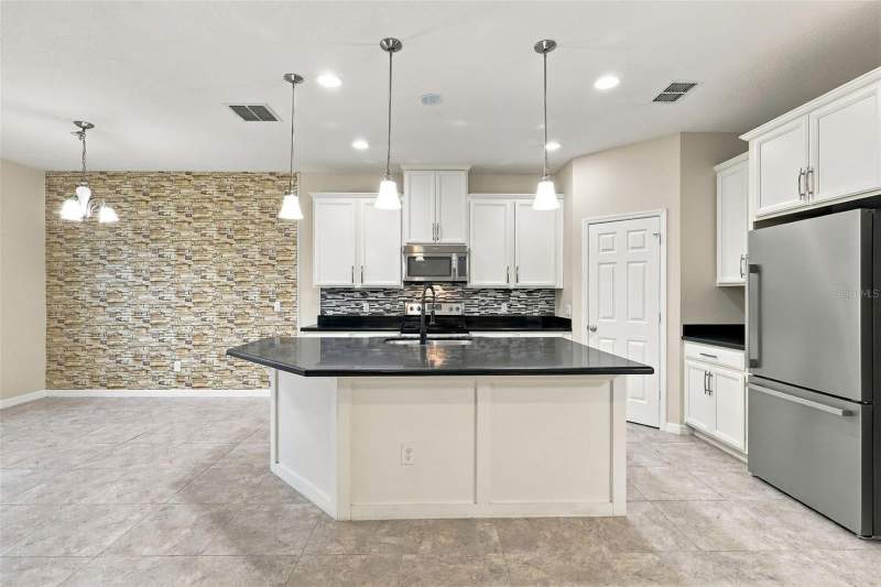 4 bedroom Single Family Residence at 12061 Sawgrass Reserve Boulevard, Reserve/Sawgrass Ph 1, Orlando — photo 4